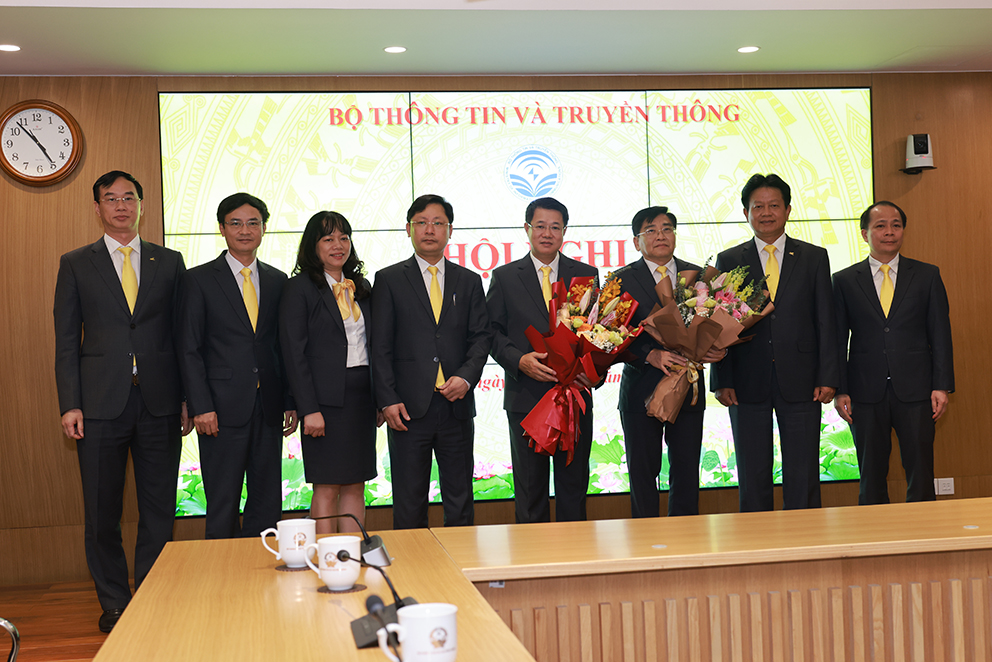 Bo Tttt Bo Nhiem Can Bo