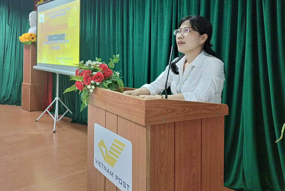 Tuyên truyền Ngày hội toàn dân bảo vệ ANTQ năm 2023 tại Bưu điện tỉnh Long An