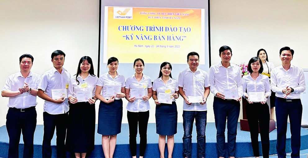 Ha Nam Dao Tao Ban Hang 1