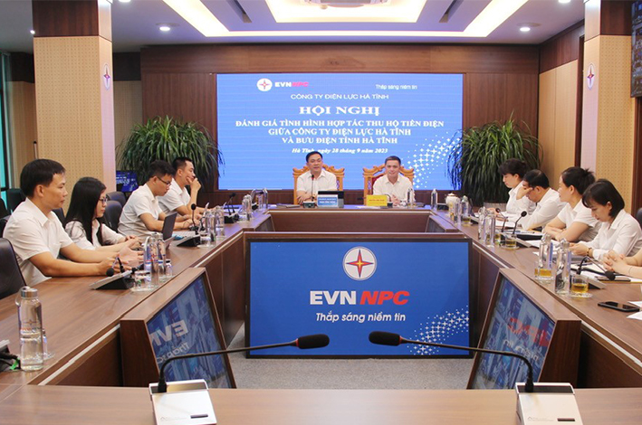 Hà Tĩnh: Hội nghị đánh giá công tác thu hộ tiền điện trong 8 tháng đầu năm 2023