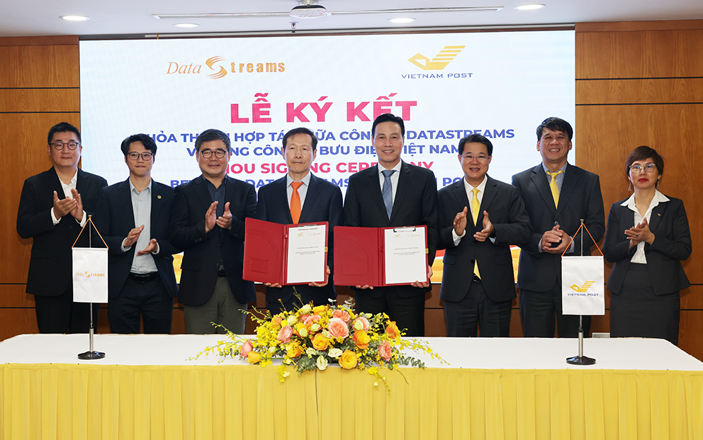 Vietnam Post và DataStreams ký kết Thỏa thuận hợp tác trong lĩnh vực công nghệ dữ liệu