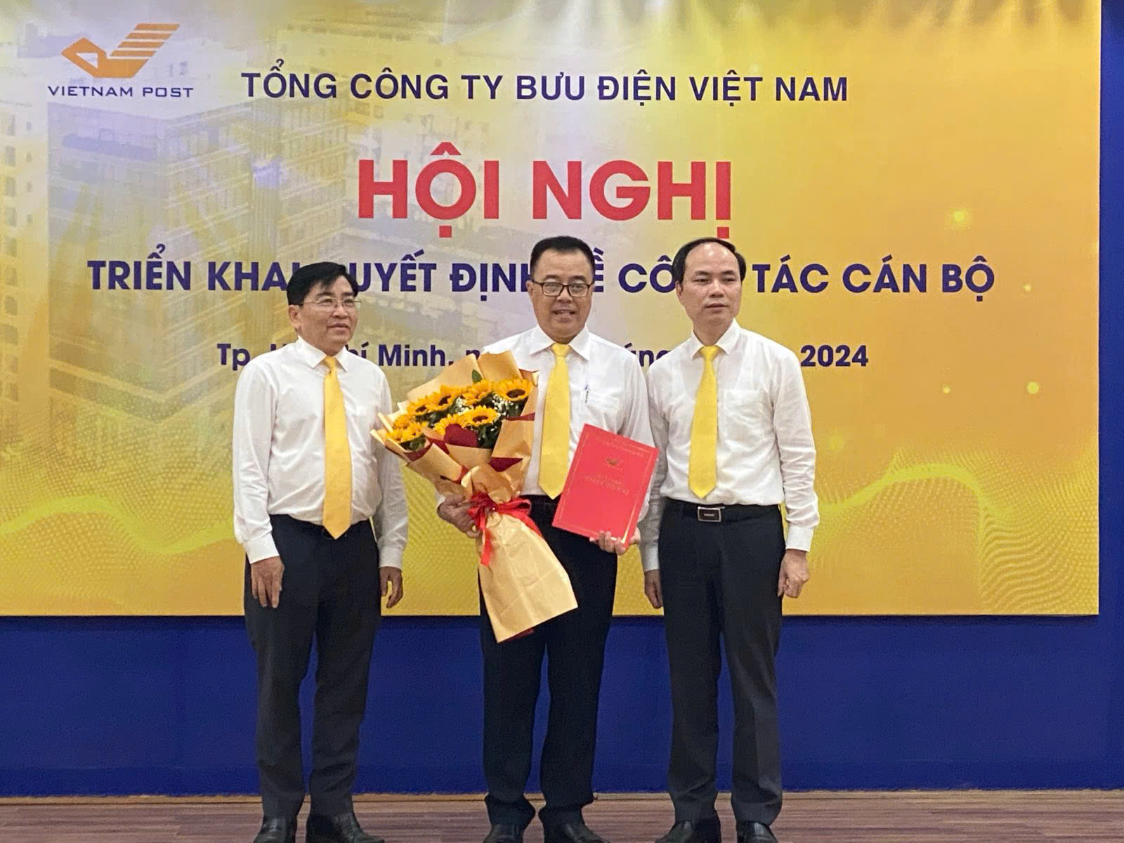 Bo Nhiem Can Bo Vckv