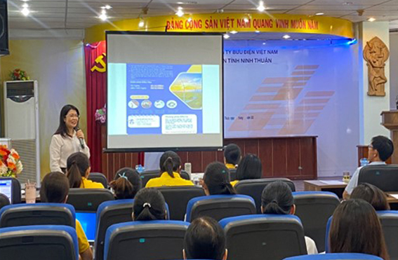 Ninh Thuận: Hội nghị tập huấn Điều tra doanh nghiệp năm 2024 cho các điều tra viên ngành Bưu điện