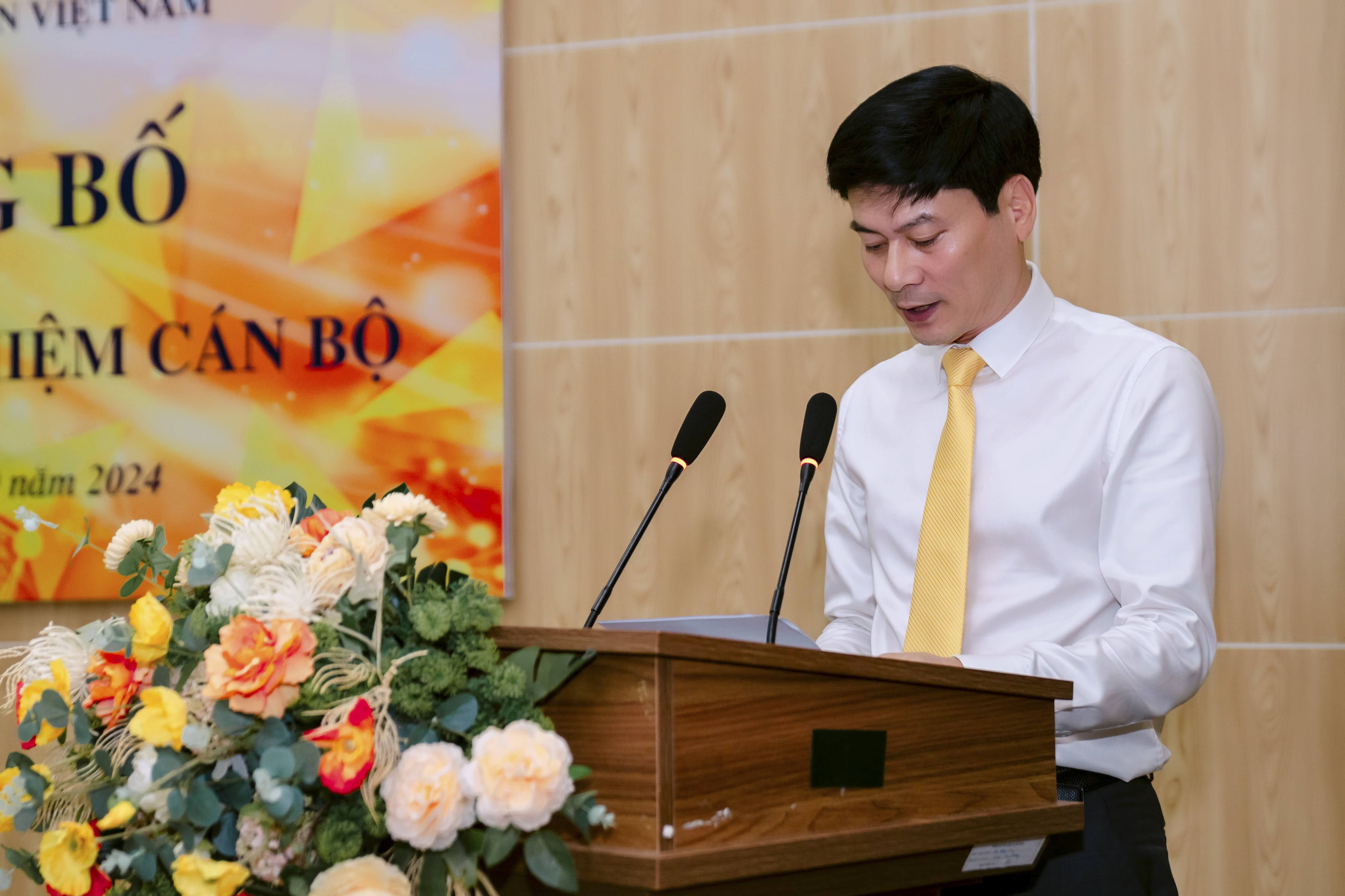 Lao Cai Bo Nhiem Can Bo 3